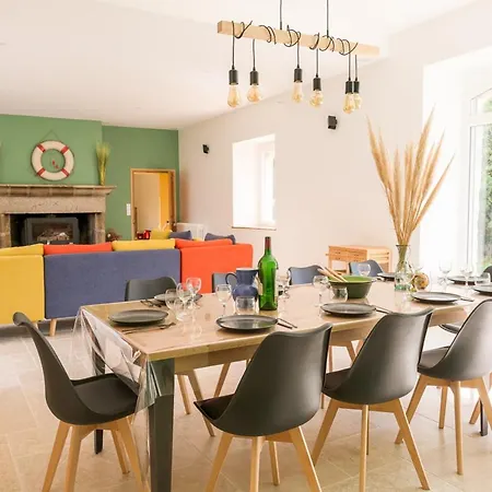Degemer Mat Dans Cette Maison Familiale ! Дом отдыха